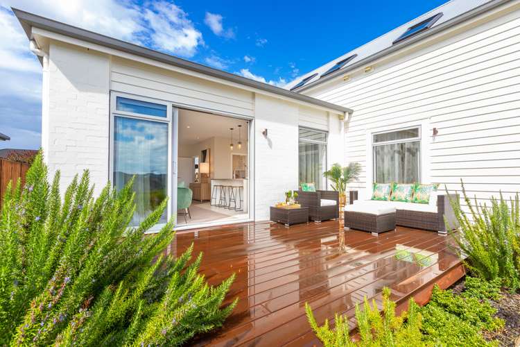 20 Outlook Terrace Silverdale_2