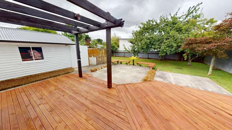 21 Mere Mere Avenue 10930_11