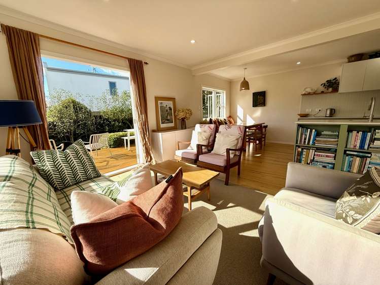 19 Lorenzen Bay Road Raglan_9