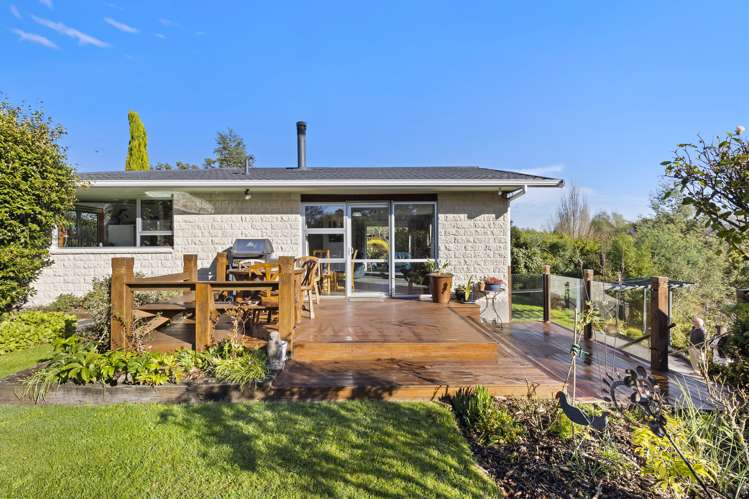 1632 Cust Road Cust_5