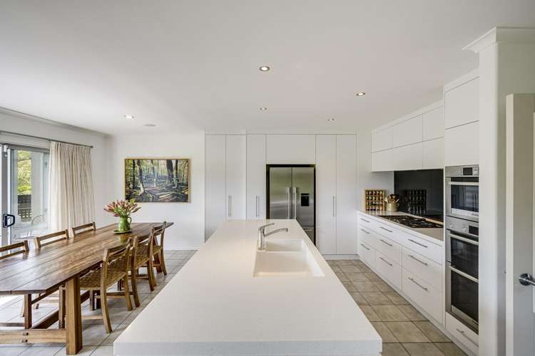 46 Hikanui Drive Havelock North_3