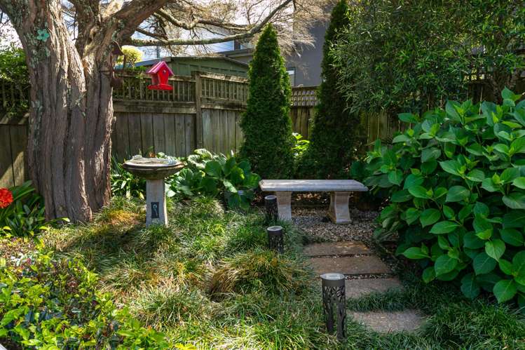 3 Admirals Court Drive Greenhithe_25