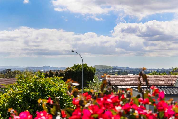 2/4 Dalwhinnie Parade Highland Park_15