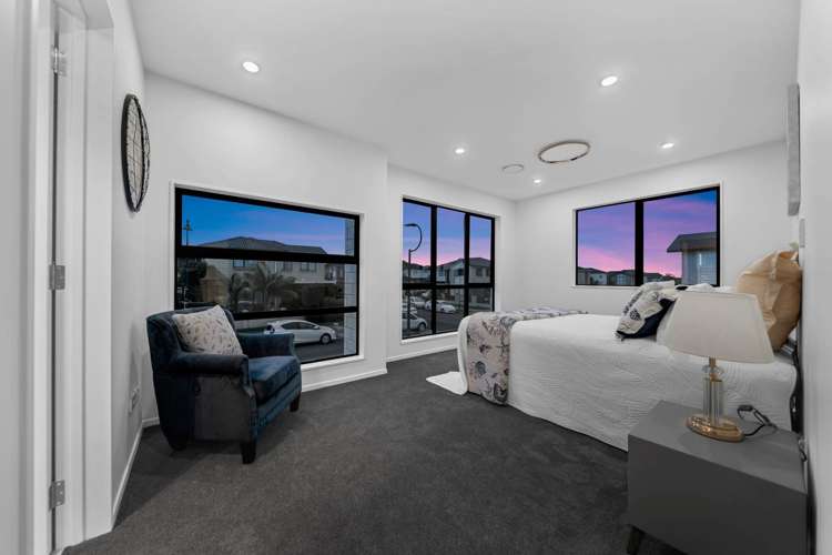 26 Castlebane Drive Flat Bush_14