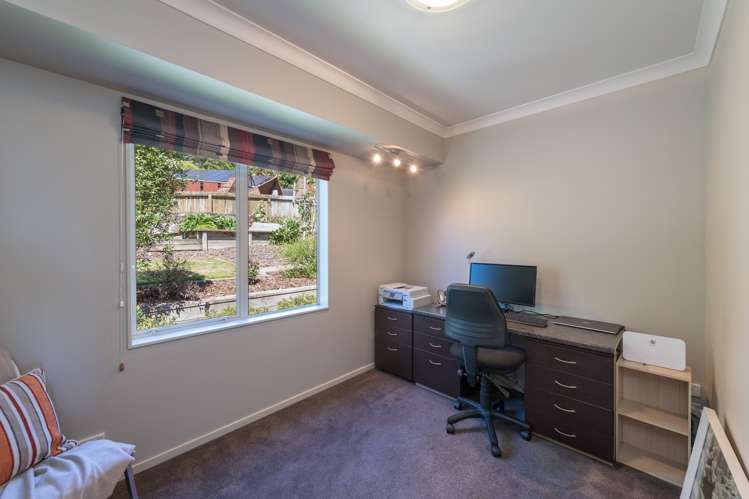 28 Ballard Drive Stoke_18