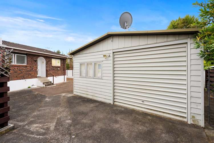 2/40 Blacklock Avenue Henderson_20