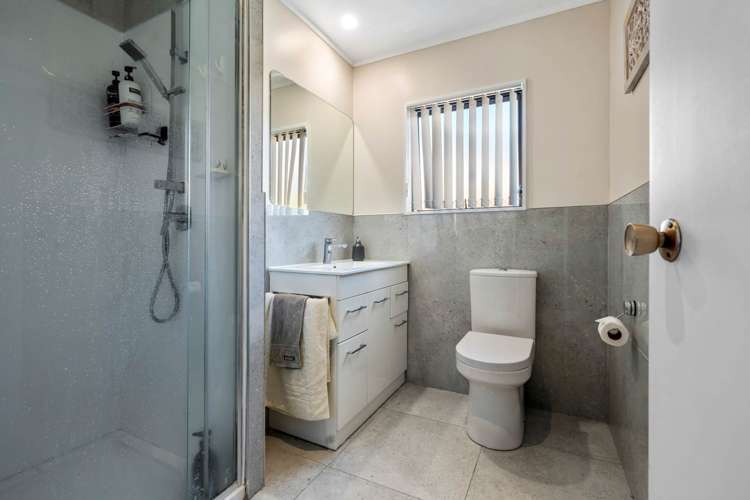 1/18 Leven Lane Totara Heights_18