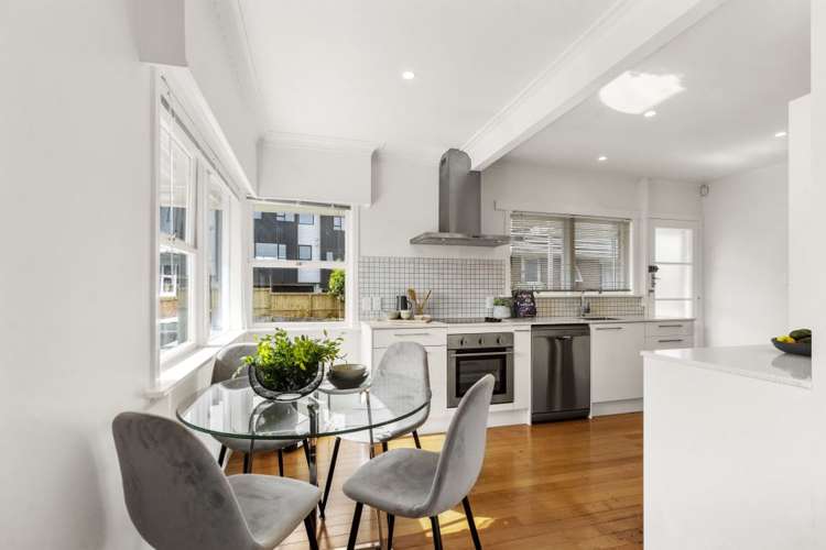 1/8 Fowler Street Northcote_9