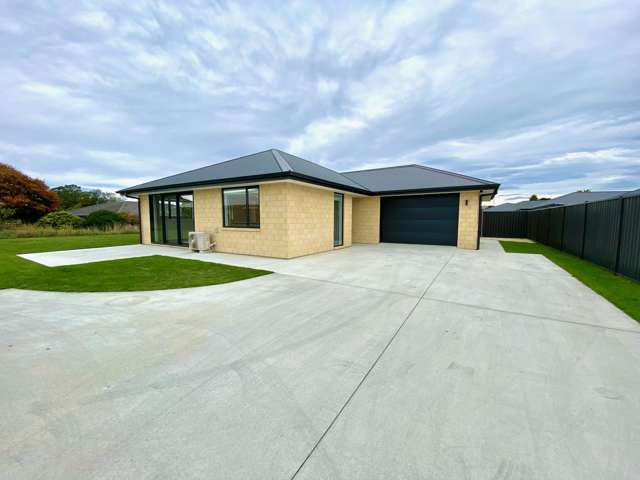 8a Clydesdale Drive, Oamaru