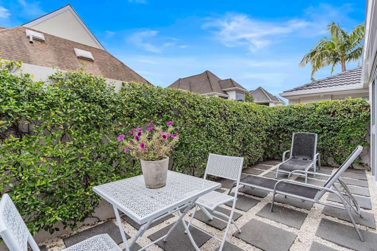 2/10 Taranaki Road Kohimarama_21