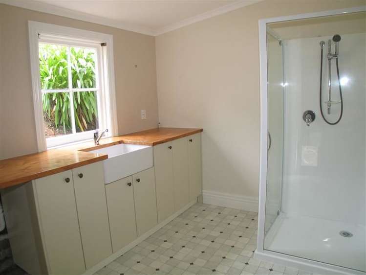 123 Wellington Street Picton_11