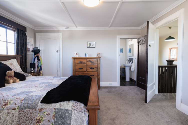 24 Bangor Terrace Kew_21