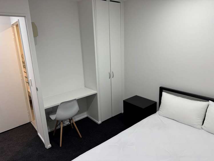 9J/147 Hobson Street City Centre_8