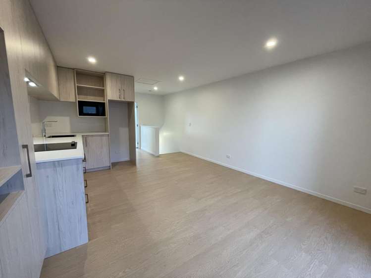 102/75 Ferry Road Christchurch Central_3