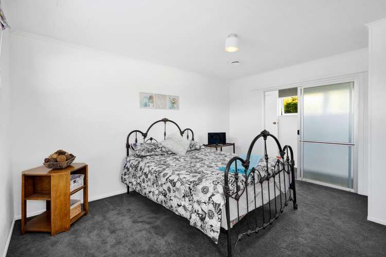 190A Seaview Road Westown_24