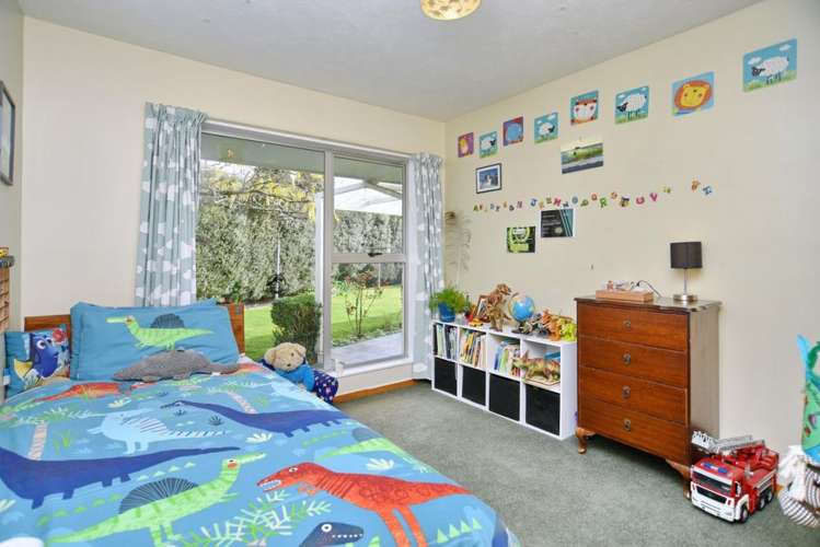 10 Main North Road Woodend_11