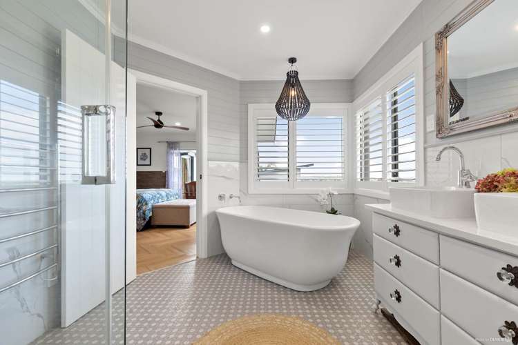 1169 Whangaparaoa Road Gulf Harbour_24