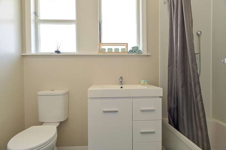 9 Greer Crescent Tawa_9