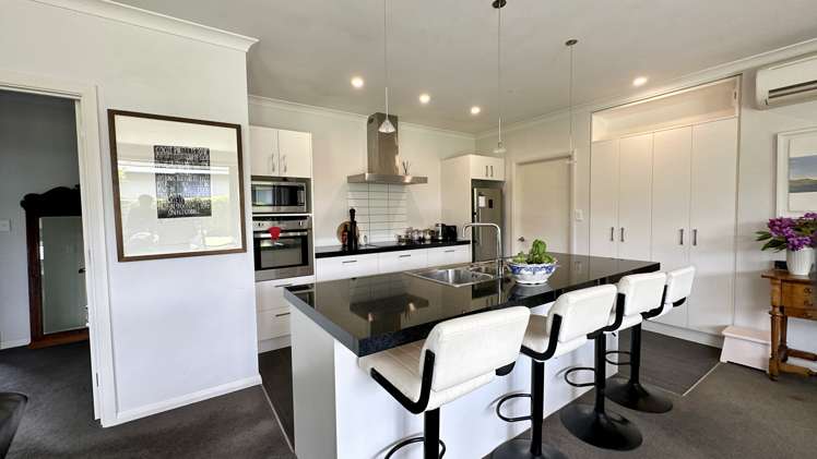 12 Somerset Grove Allenton_5