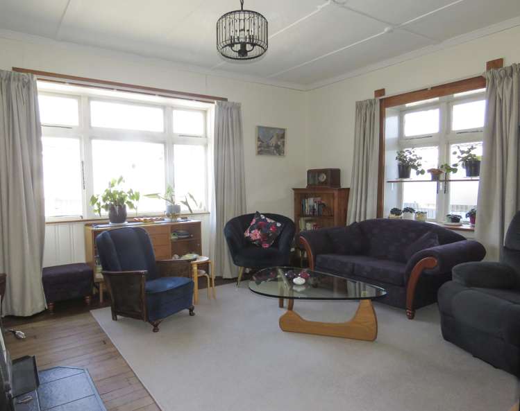 49 Shiel Street Reefton_21