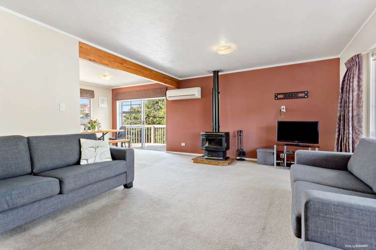 2/16 Fernbird Place Massey_4