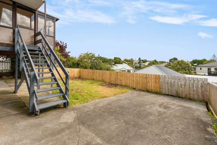 6a Sheehan Road Te Atatu South_10