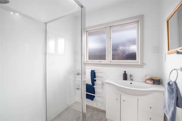 37 Chartwell Street Burwood_10