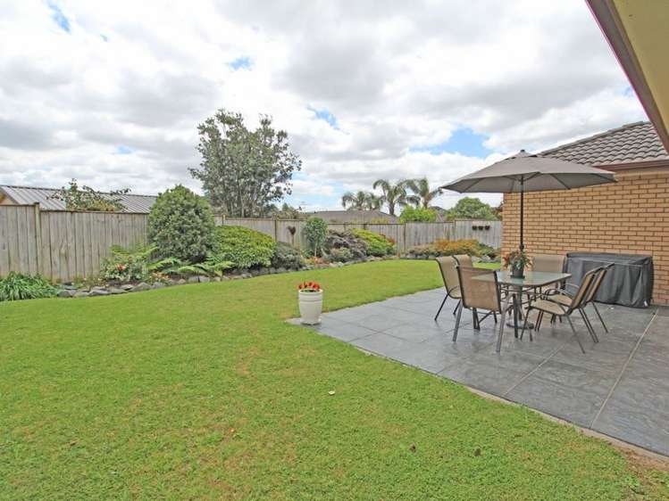 15 Greta Banks Place Wattle Downs_10