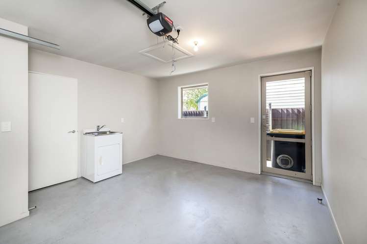 54 Thackeray Place Waltham_12