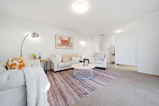 70 Ravenwood Drive Forrest Hill_4