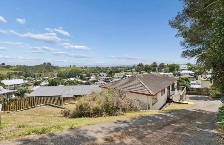 14 Pelorus Street Welcome Bay_11