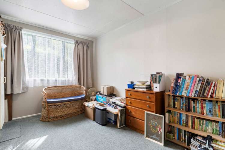 1095 Huia Road Huia_7