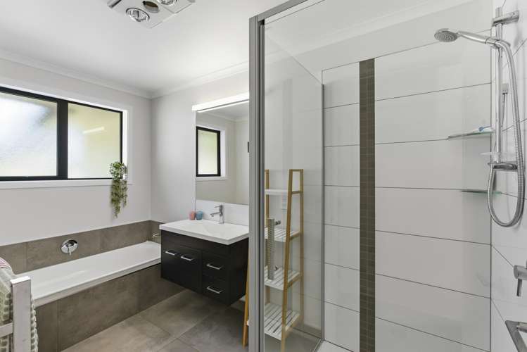 6 Hadfield Road Peka Peka_23