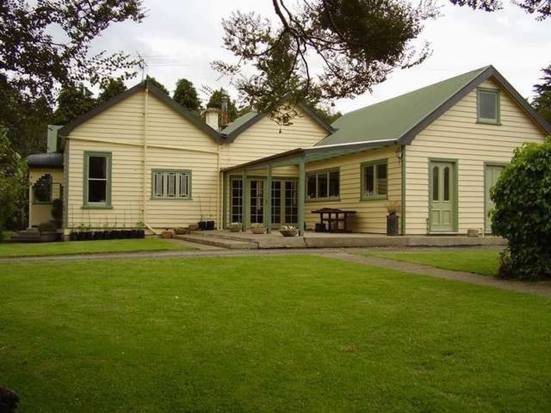 219 Roslyn Road Roslyn Bush Invercargill City Houses for Sale