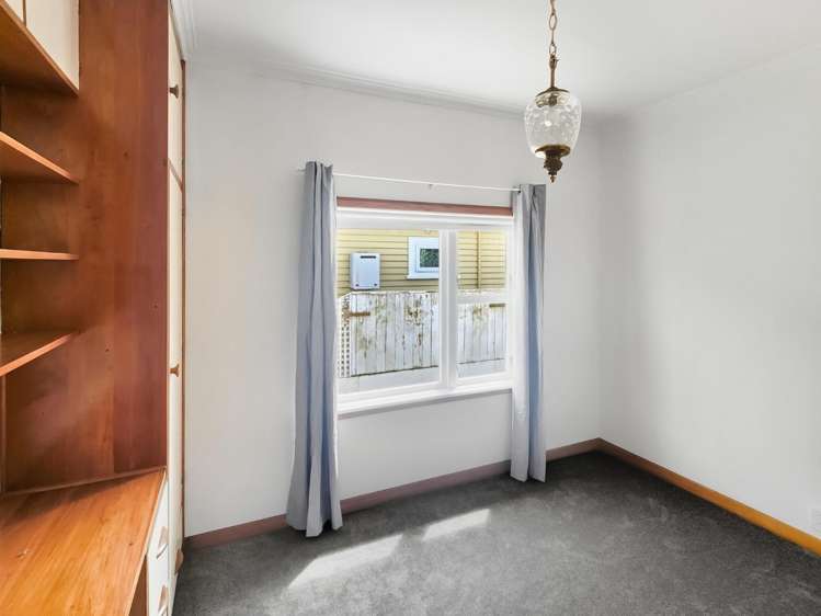 35 Ropata Crescent 2652_8