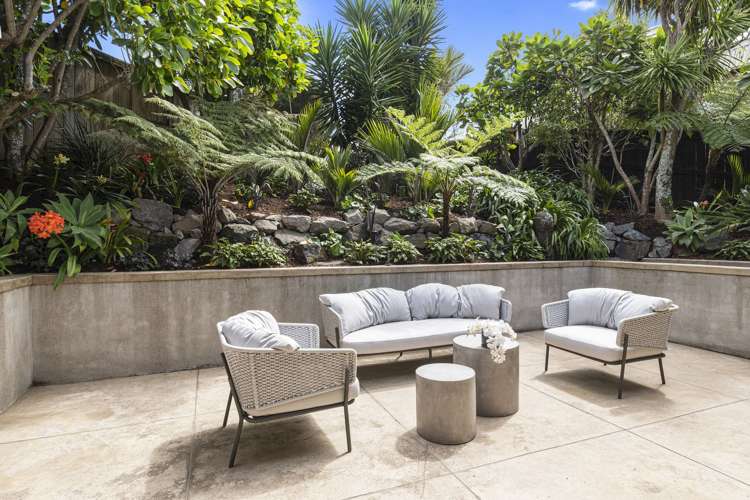 20 Seabreeze Road Narrow Neck_11