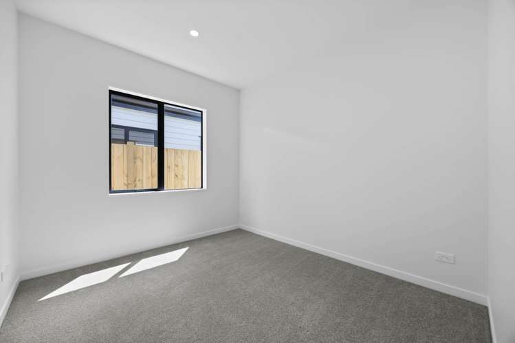 28 Furlough Road Opaheke_13