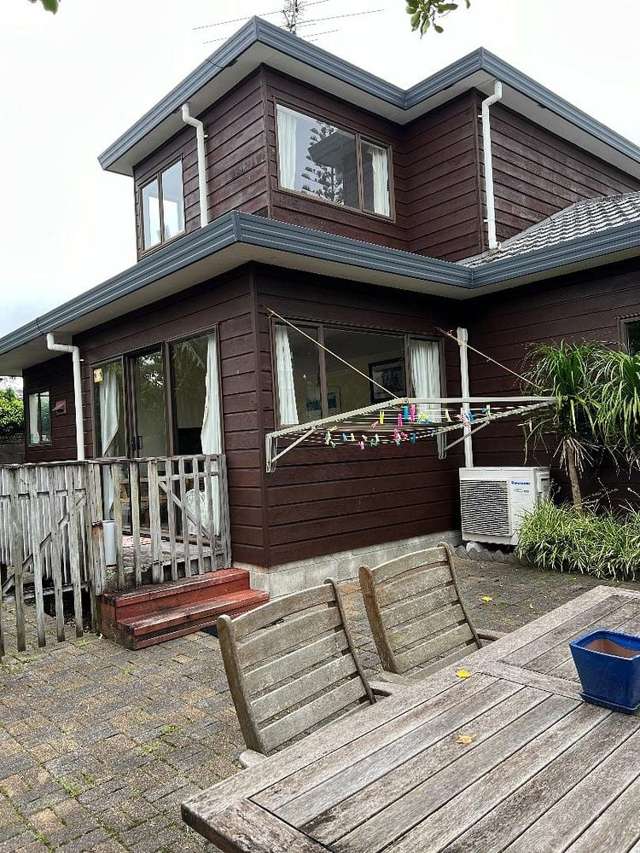 12B Raleigh Road Northcote_4