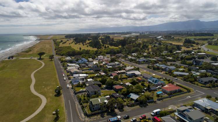 4/27 Marine Parade Carters Beach_5