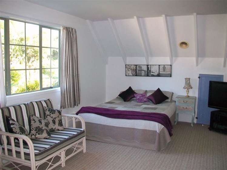 16 Poland Street Waikino_14