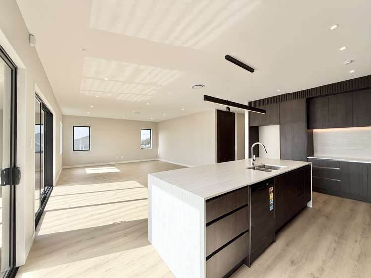 6 Lambert Road_3