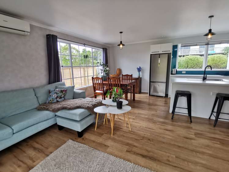 9 Whaka Road Maungaturoto_13