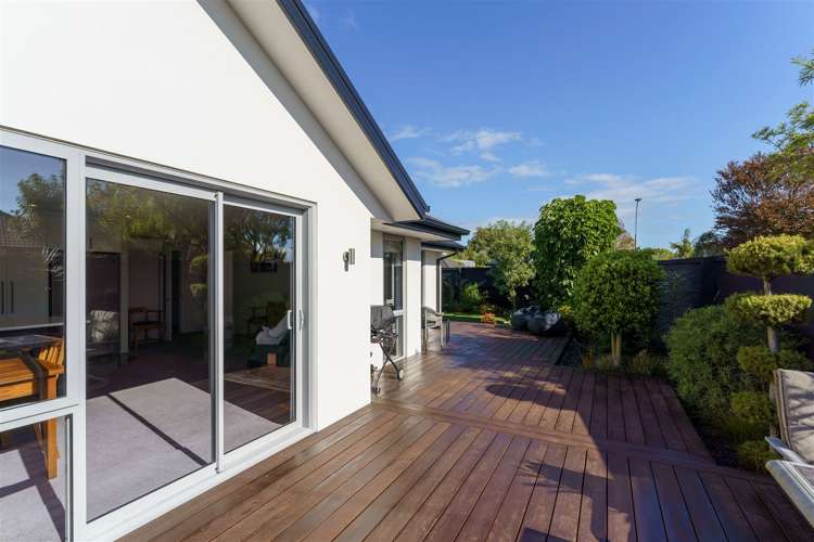 6 Hadlow Place Burnside_13