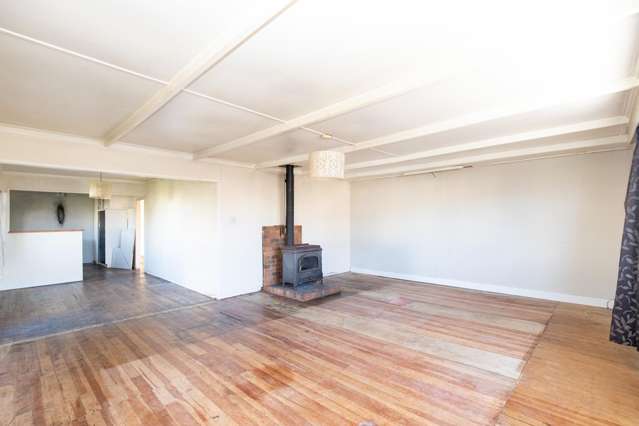 9 Front Miranda Road Waitakaruru_2
