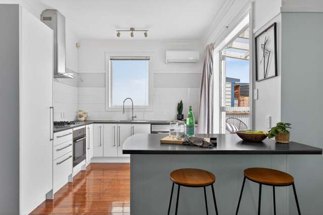 53 Awamutu Grove Waiwhetu_3