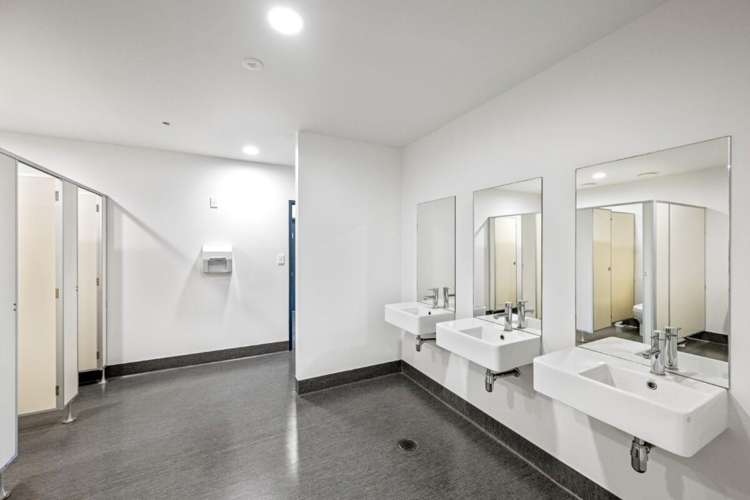 81 Westney Road Mangere_21