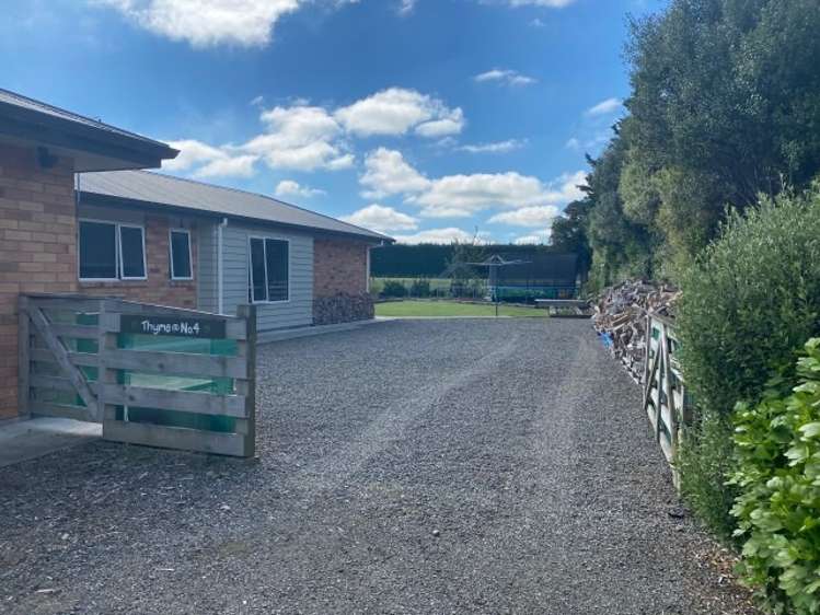 4 Camellia Lane Carterton_19