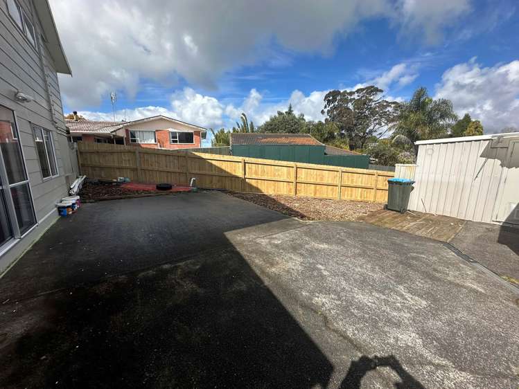 35 Cyclarama Crescent Massey_14