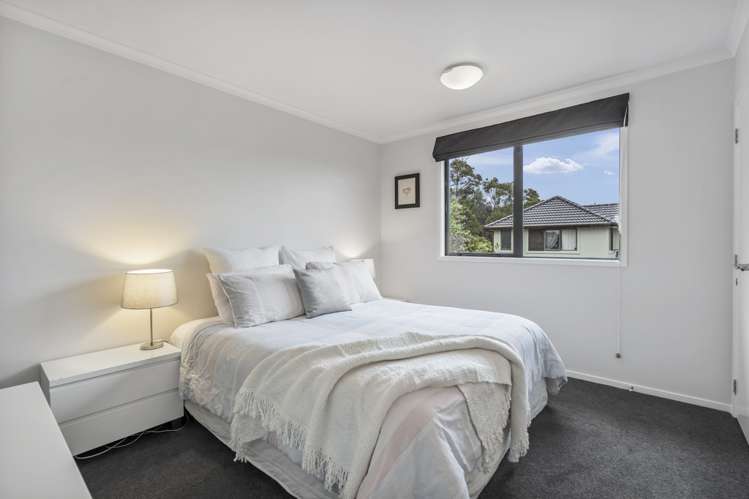 34 Greenbough Lane Greenhithe_12