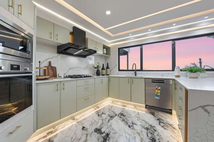 45 Pohutukawa Avenue Shelly Park_10